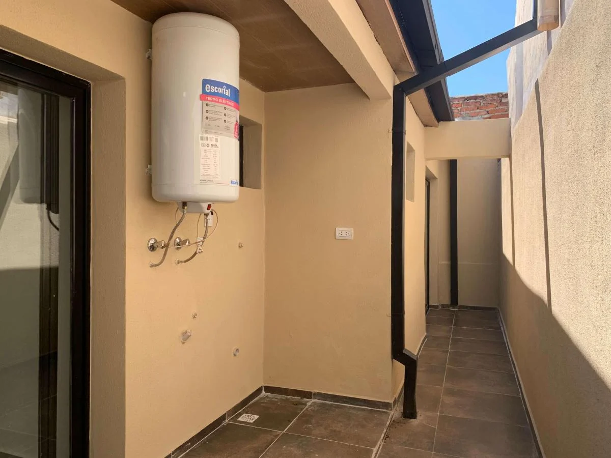 EN VENTA HERMOSA Y COMODA CASA