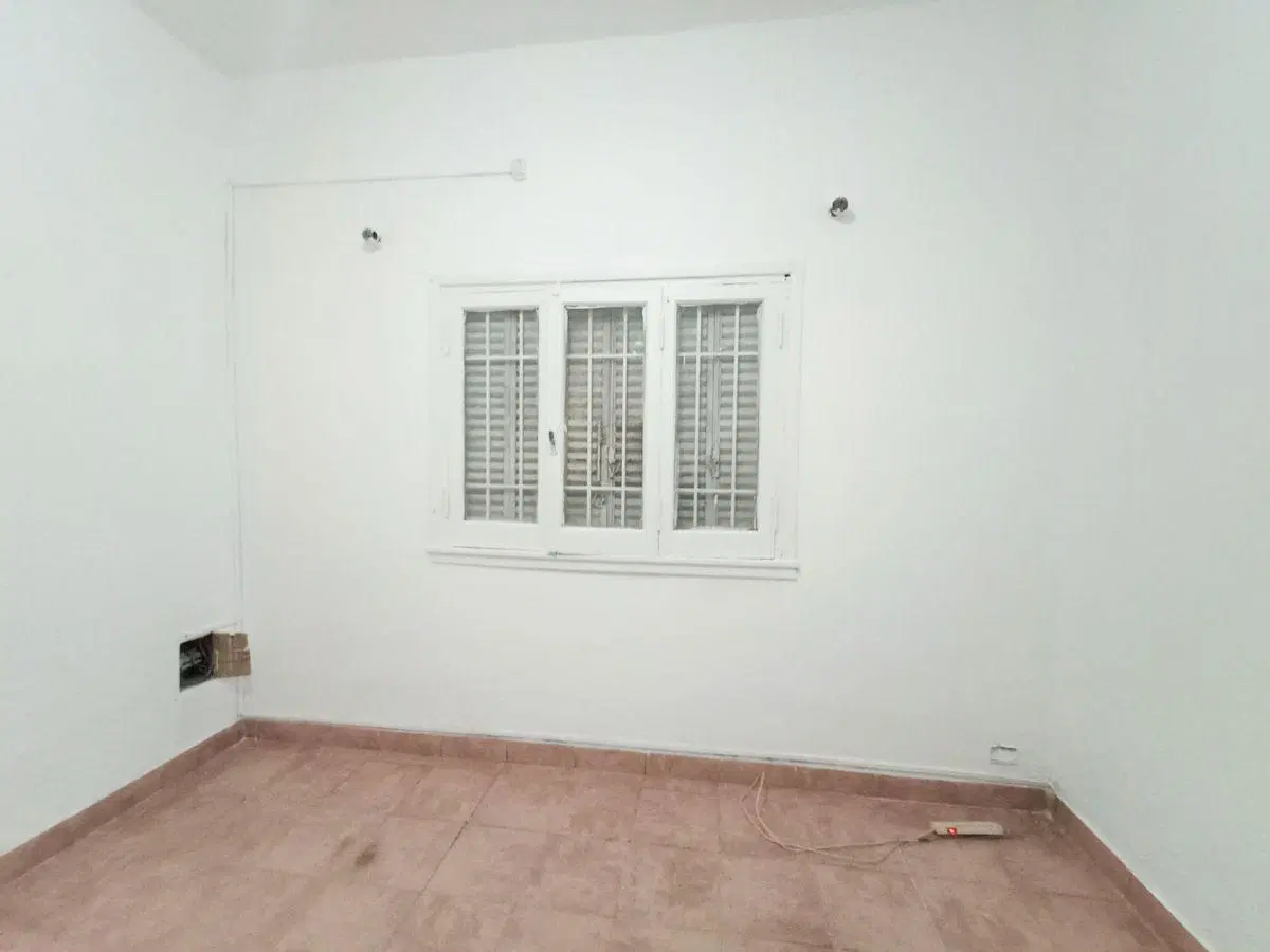 Alquiler. Casa de 3 Ambientes en Excelente Ubicación de Banfield. 5