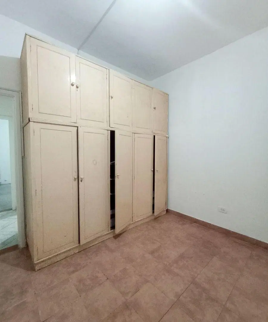 Alquiler. Casa de 3 Ambientes en Excelente Ubicación de Banfield. 2