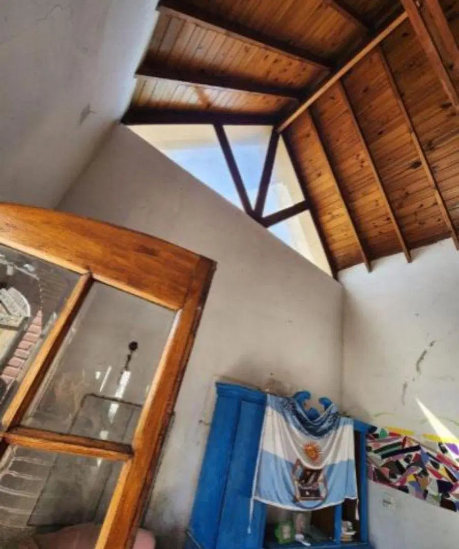 Chalet en venta desarrollado en dos plantas | Se acepta lote en Miramar en parte de pago | Leer info 4