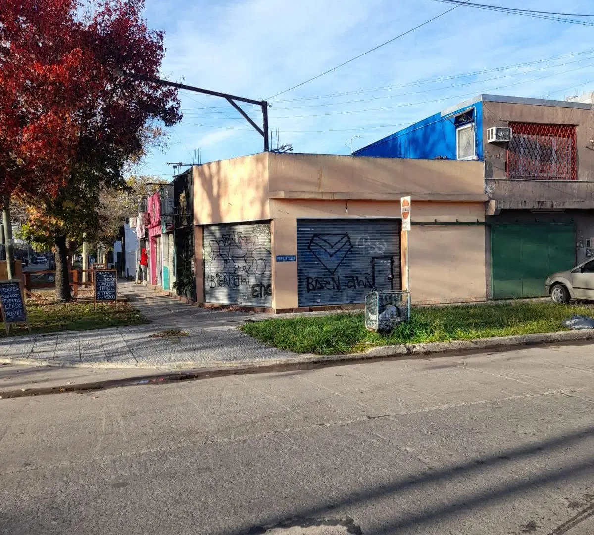 Local en Alquiler en Muy Buena Ubicación de Rafael Calzada 8