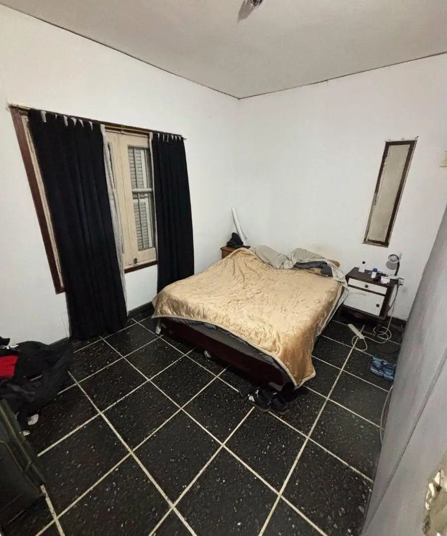 Casa en venta | Excelente ubicación de Adrogué 2