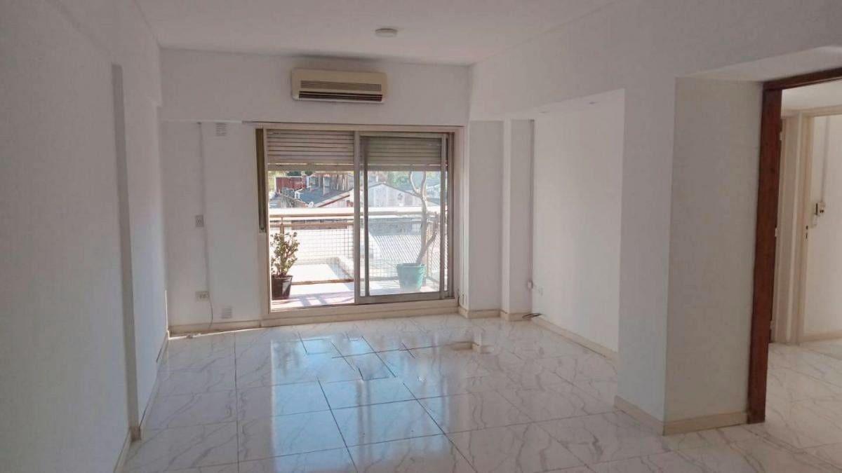 Foto de Venta – Excelente Departamento de 4 ambientes con cochera | Quilmes, imagen 4