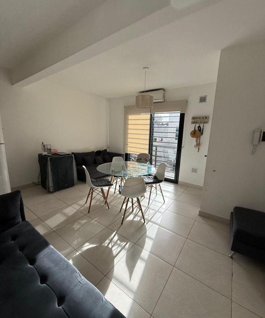 Foto de Departamento en alquiler | Dos ambientes amplios con cochera, imagen 4