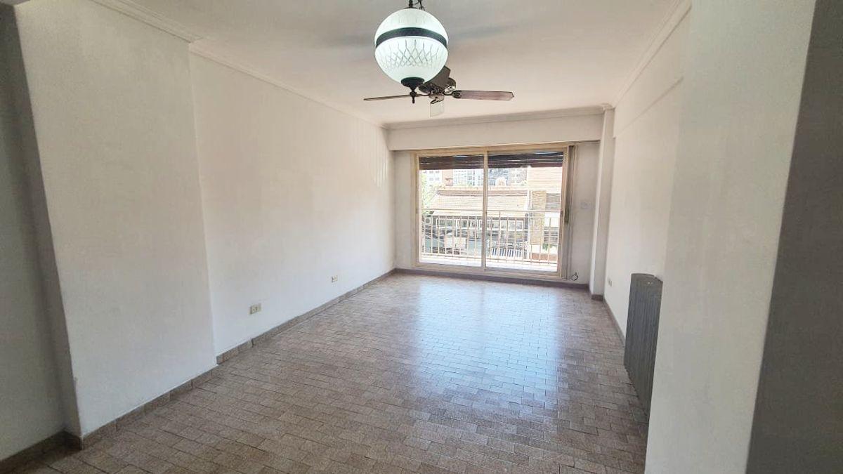 Foto de Departamento de 3 ambientes con cochera |Las Lomitas, imagen 3