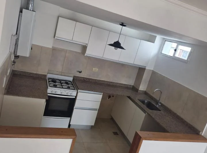 Tres ambientes en Villa Urquiza 1