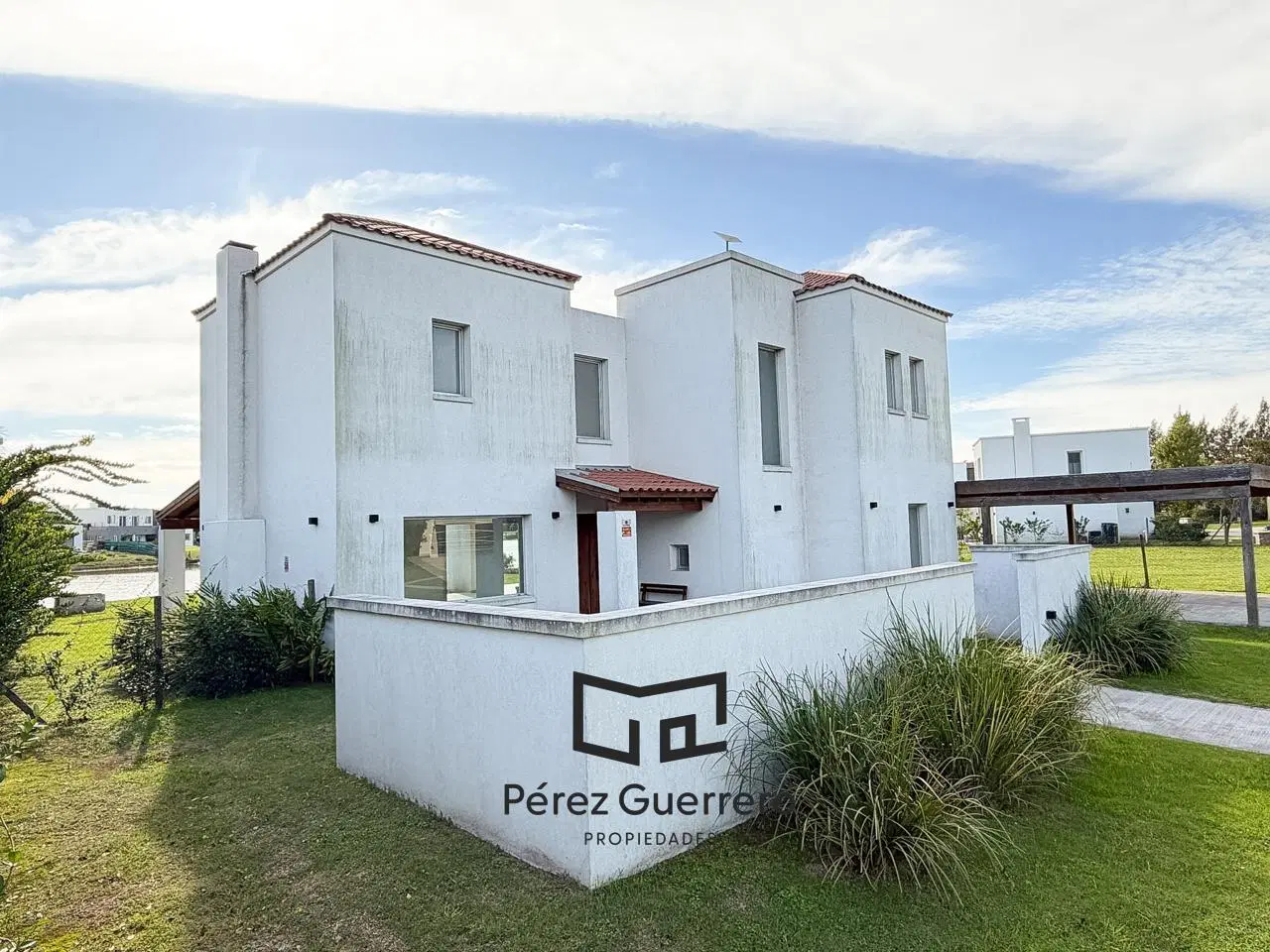 Casa en alquiler en San Matias a la laguna 3 dormitorios y pileta 3