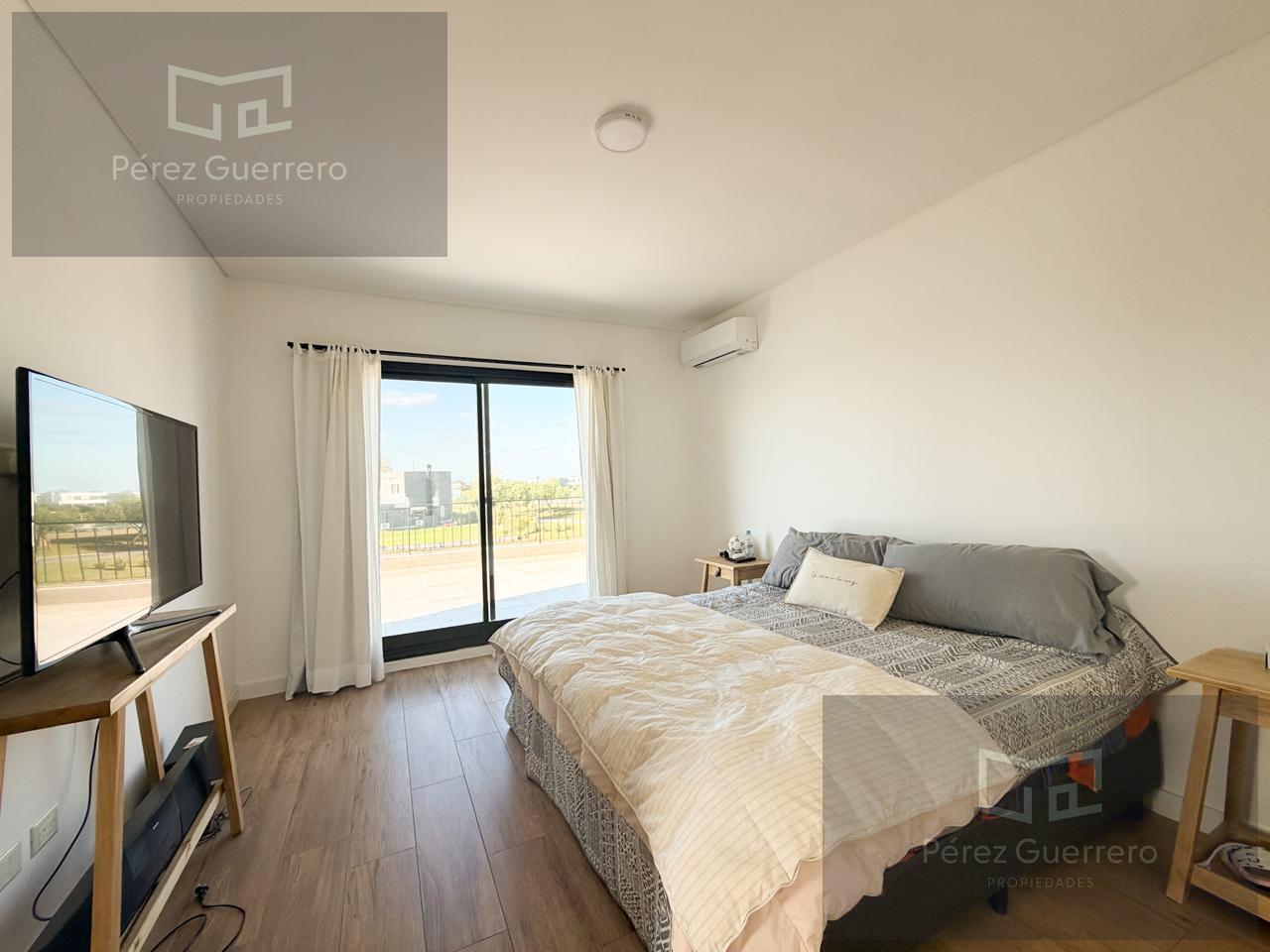 Foto de Casa en venta en el Canton a la laguna con 4 dormitorios y family, imagen 4