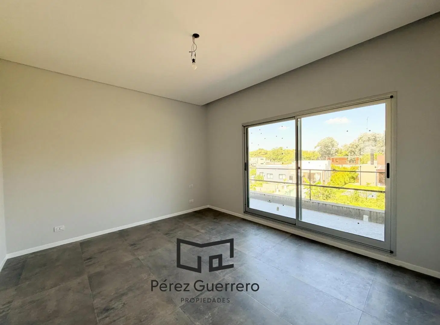 Casa en venta en San Matías con 3 dormitorios y pileta en lote interno 4