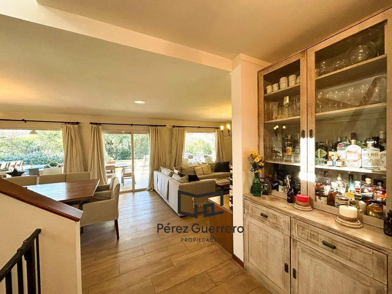 Casa en venta en Lomas de Fátima Pilar con 5 dormitorios y pileta 4