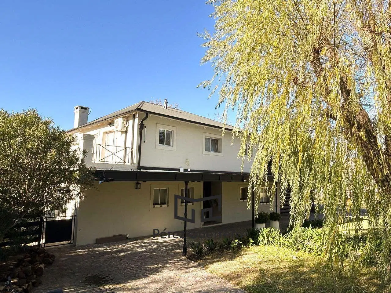 Casa en venta en Lomas de Fátima Pilar con 5 dormitorios y pileta 3