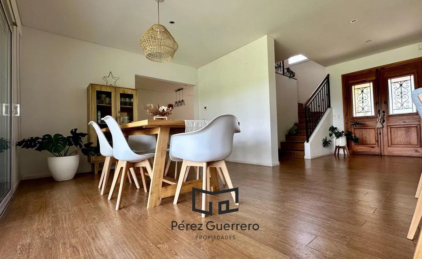 Casa en venta en El Cantón Islas a Laguna con 4 dormitorios 3