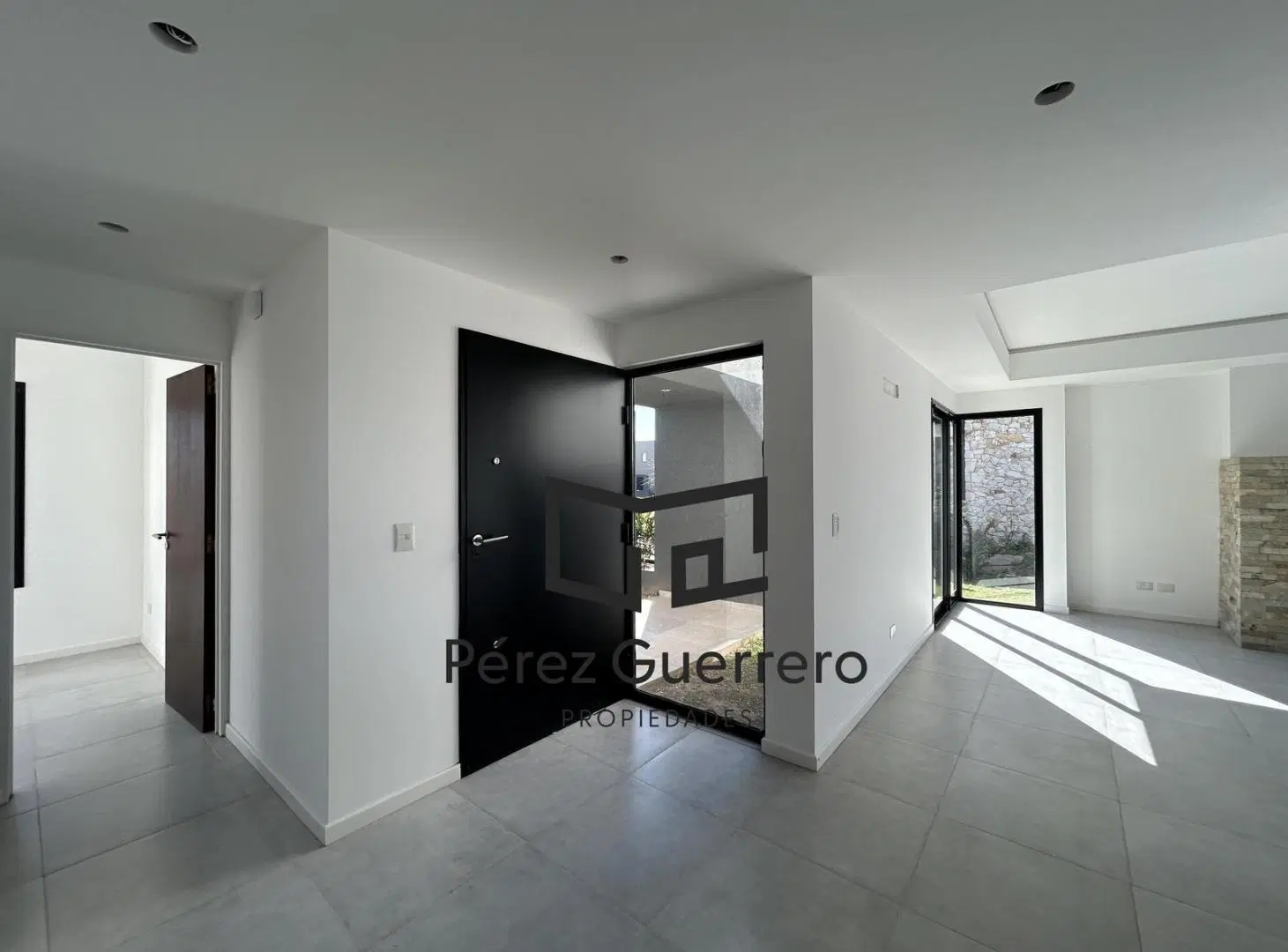 Casa en venta en el Canton Golf con 4 dormitorios y espectacular vista 4