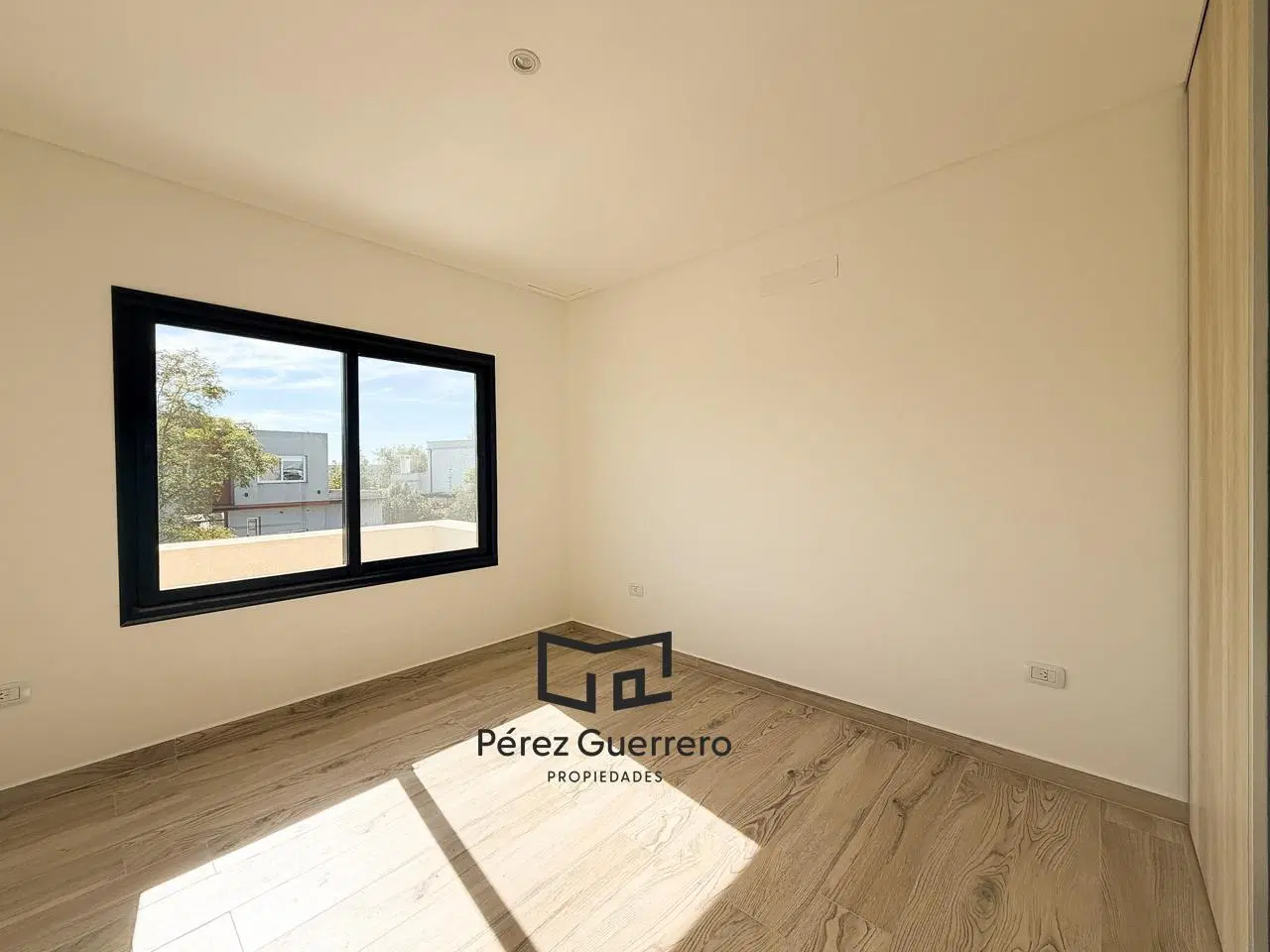 Casa en venta en el Canton a la laguna 3
