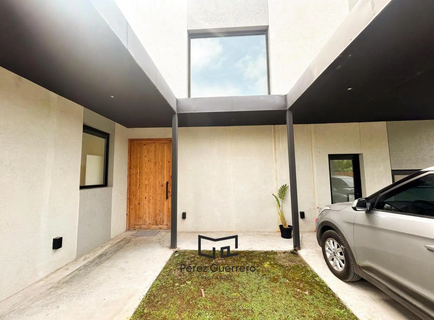 Casa en VENTA en el Cantón vista abierta al Golf 2