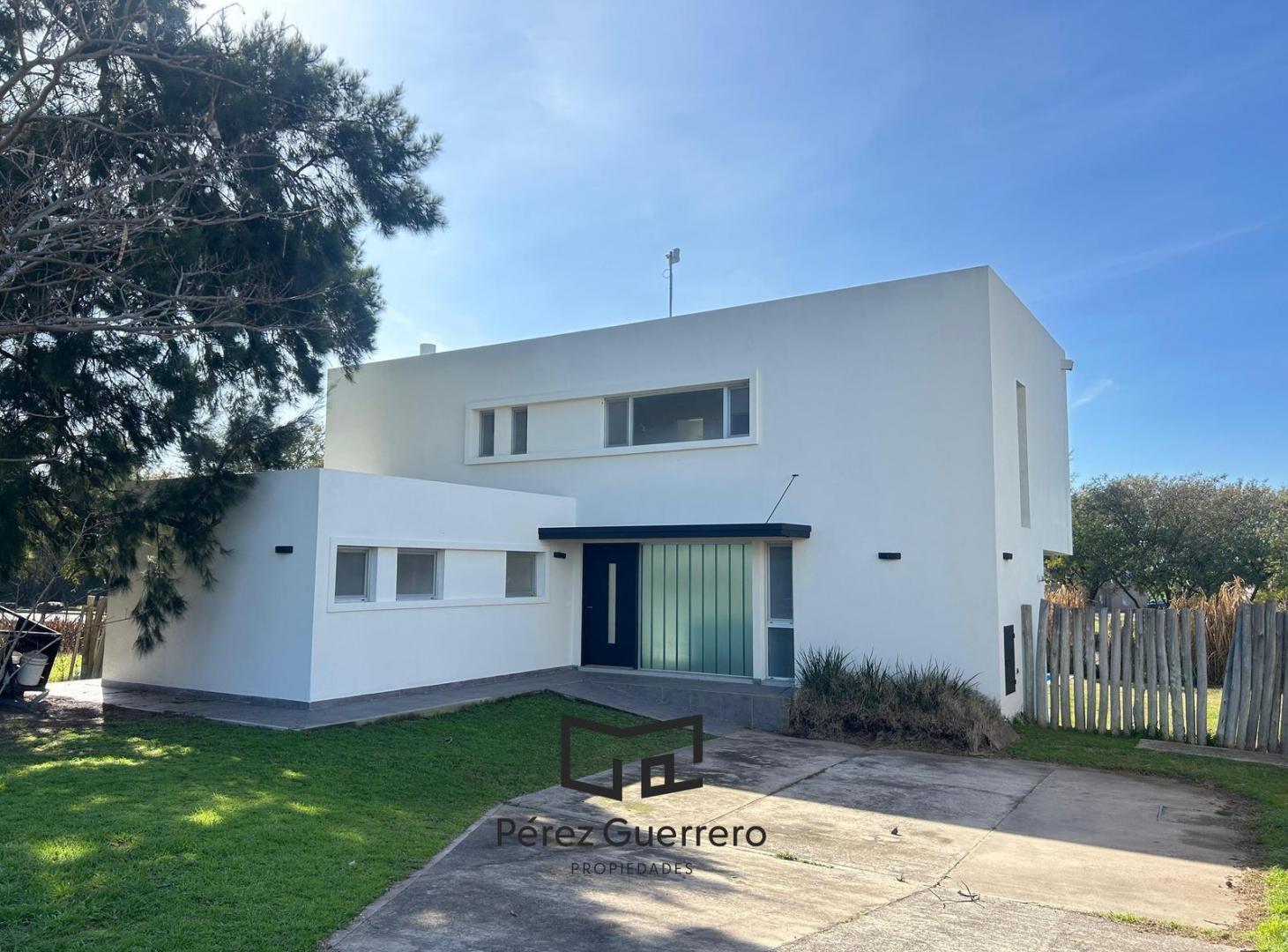 Casa en venta en San Matias con 3 dormitorios y pileta