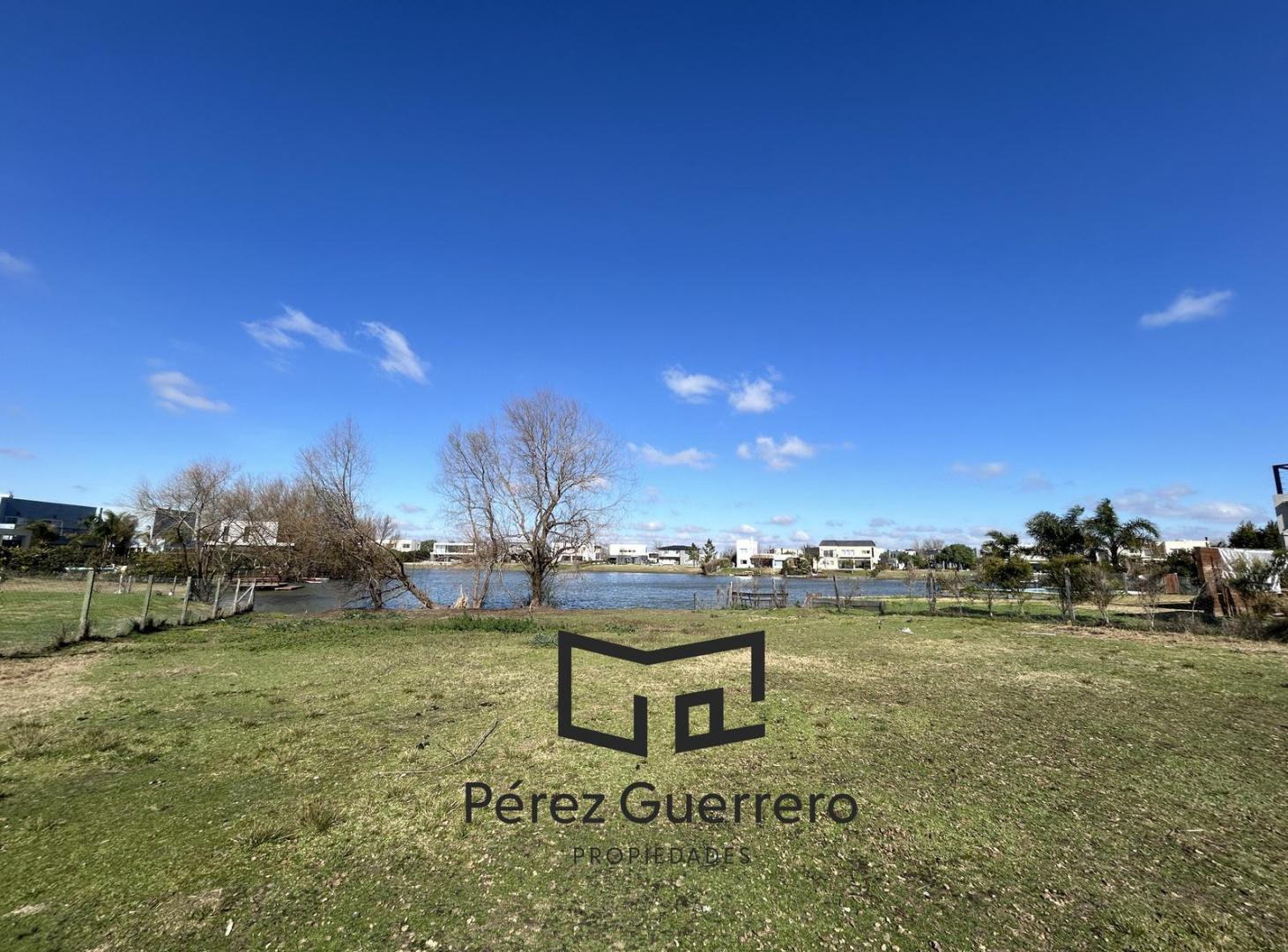 Terreno en venta en el Canton Norte a la laguna