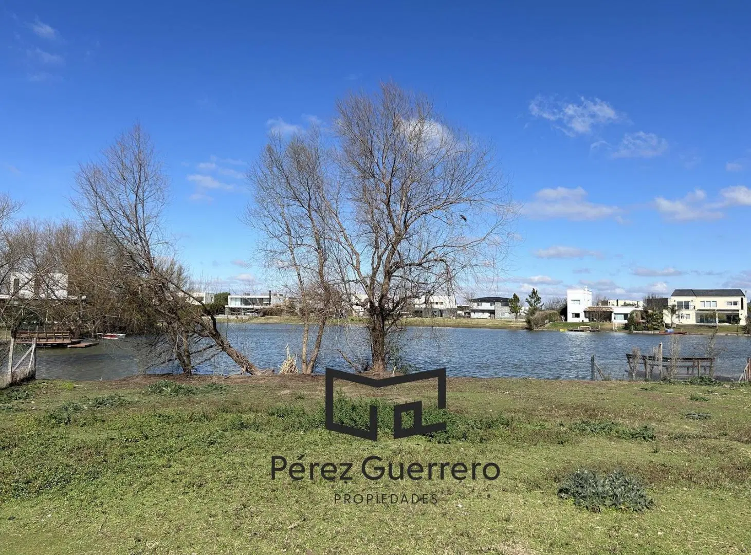 Terreno en venta en el Canton Norte a la laguna 2