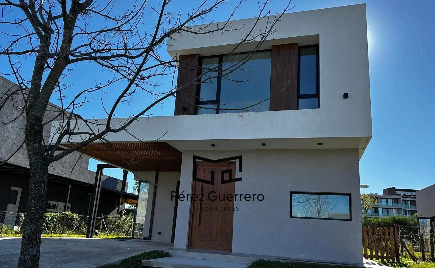 Casa en venta Barrio Araucarias 5 ambientes pileta Escobar 3