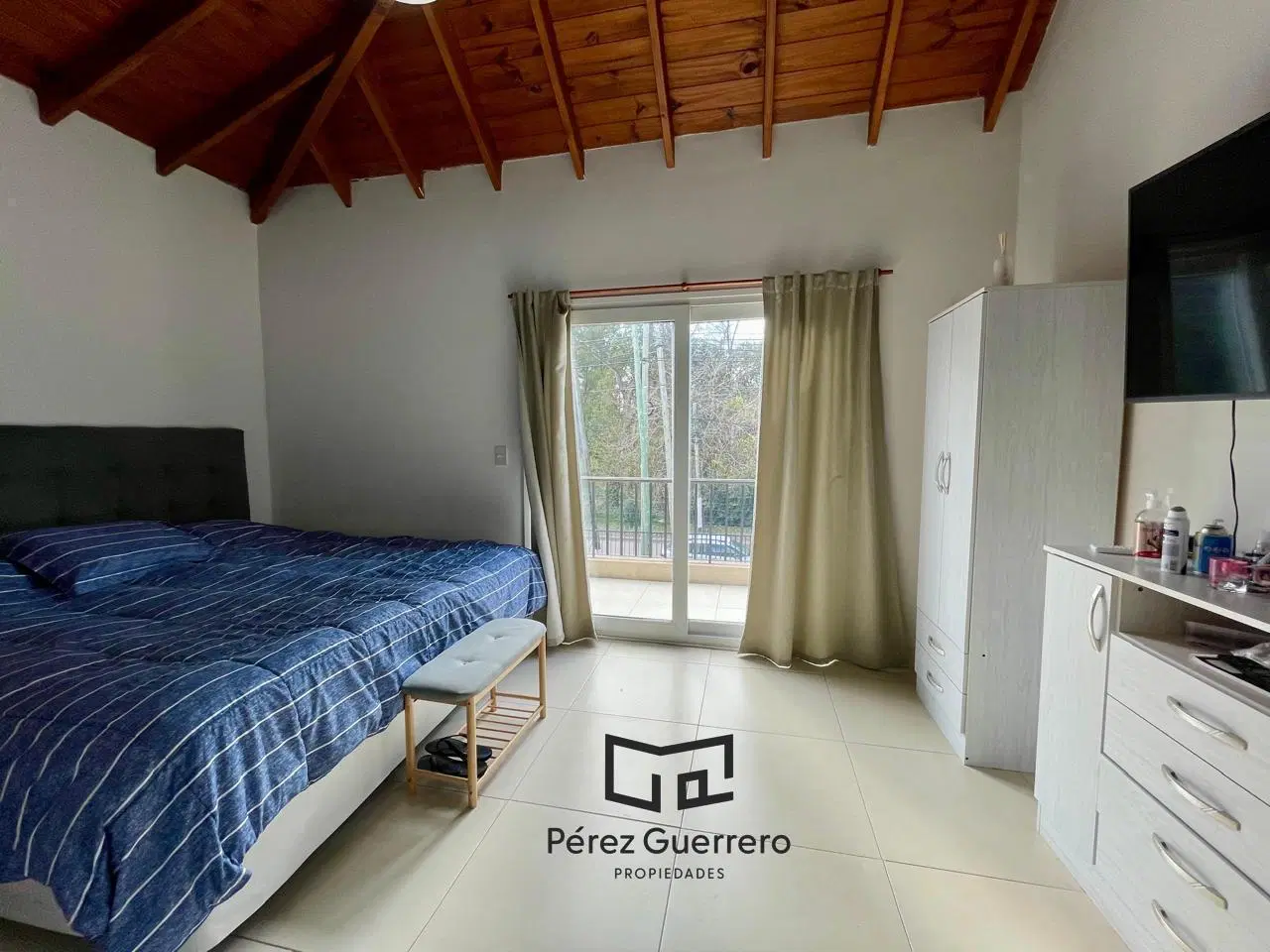 Departamento en venta en Complejo Saravi Village 2 ambientes 3