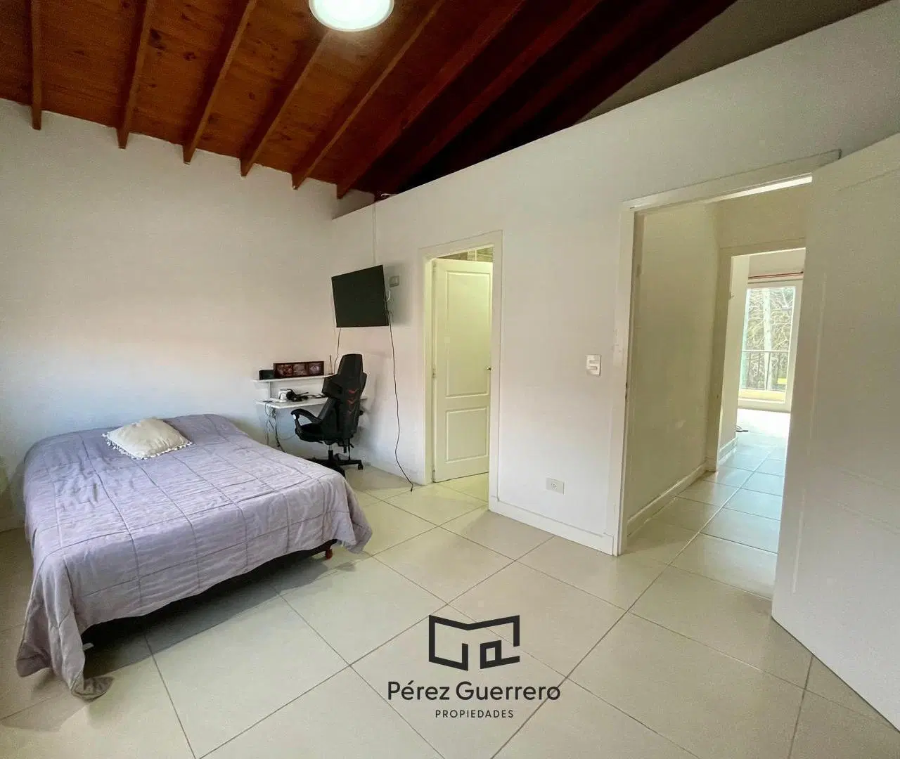 Departamento en venta en Complejo Saravi Village 2 ambientes 8
