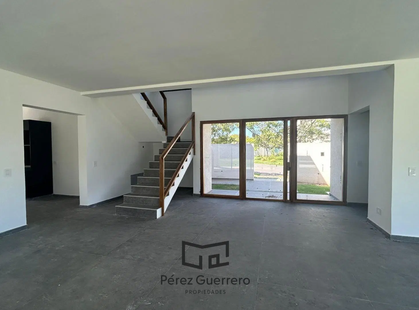 Casa en venta en San Matias con 5 dormitorios y pileta 2