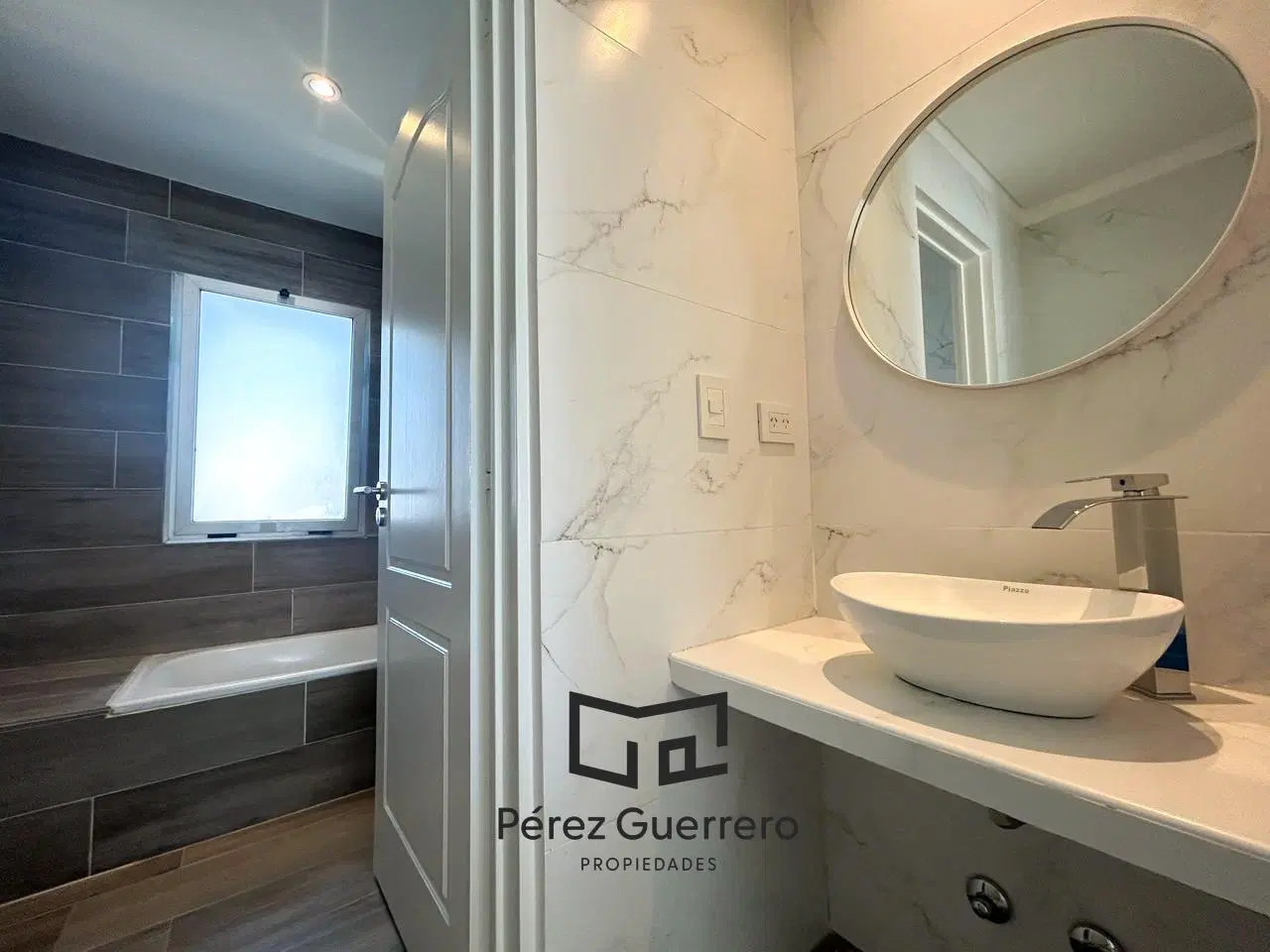 Casa en venta en el Canton lote central con 3 dormitorios 3