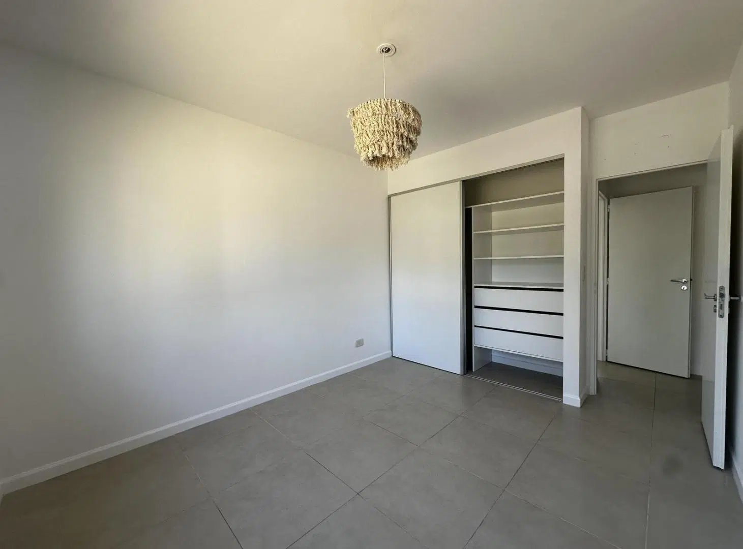 Casa en venta en Puertos Vistas lote central 8