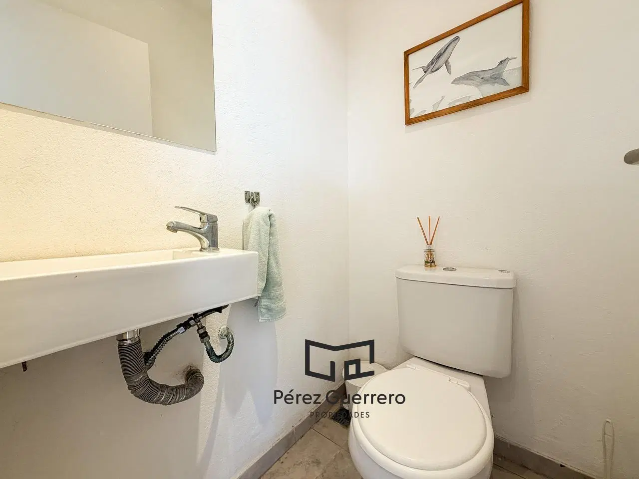 Casa en venta en el Canton Islas con 3 dormitorios y pileta 2