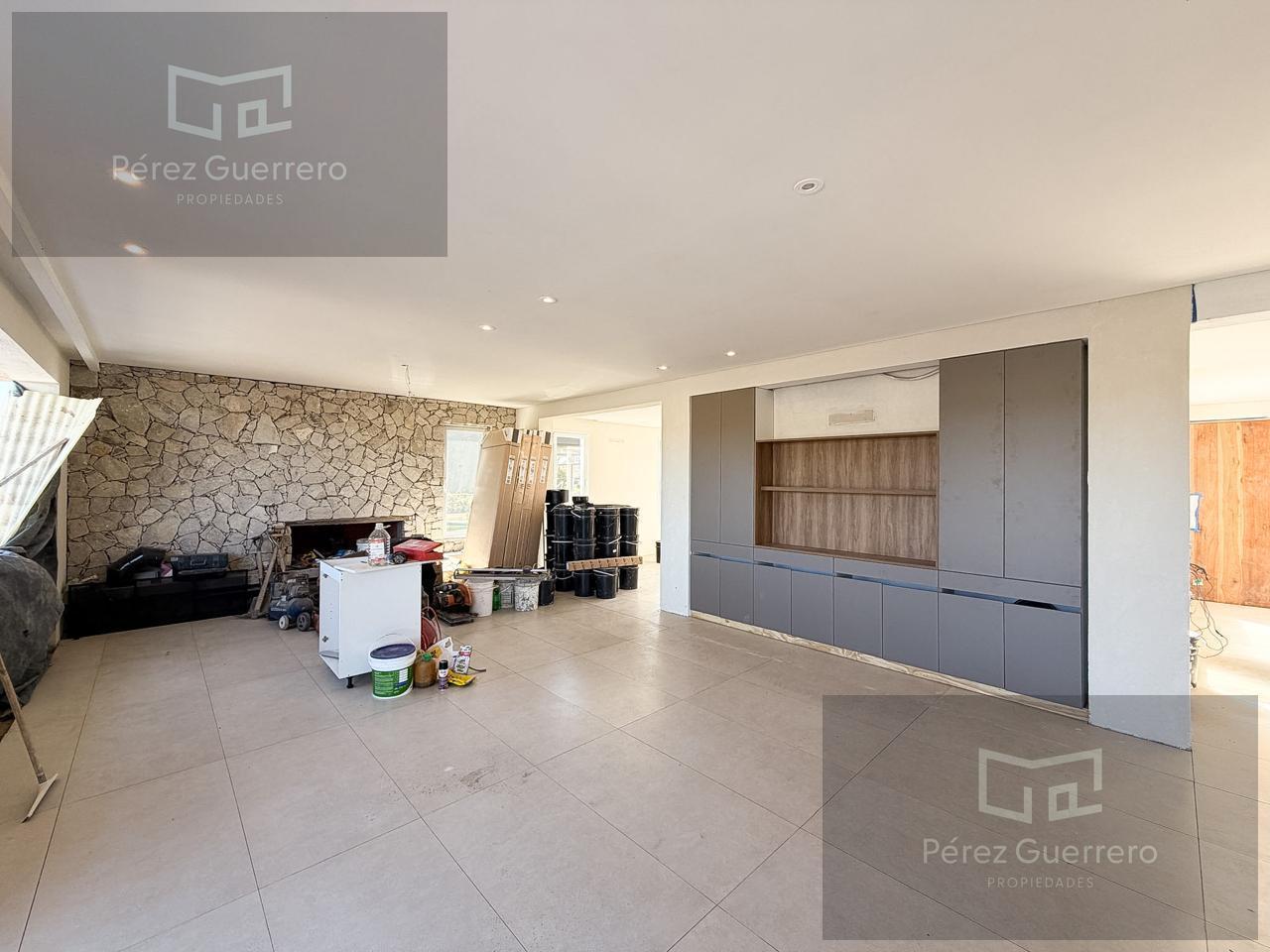 Foto de Casa en venta con 4 dormitorios a la laguna moderna, imagen 4