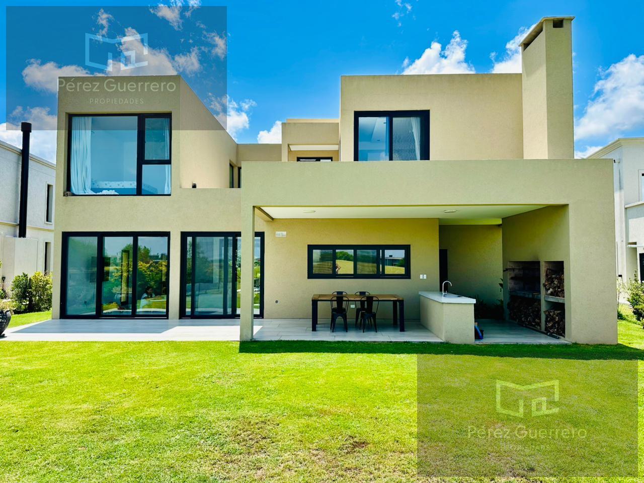 Foto de Casa en venta en El Cantón Golf con 5 dormitorios al golf, imagen 1