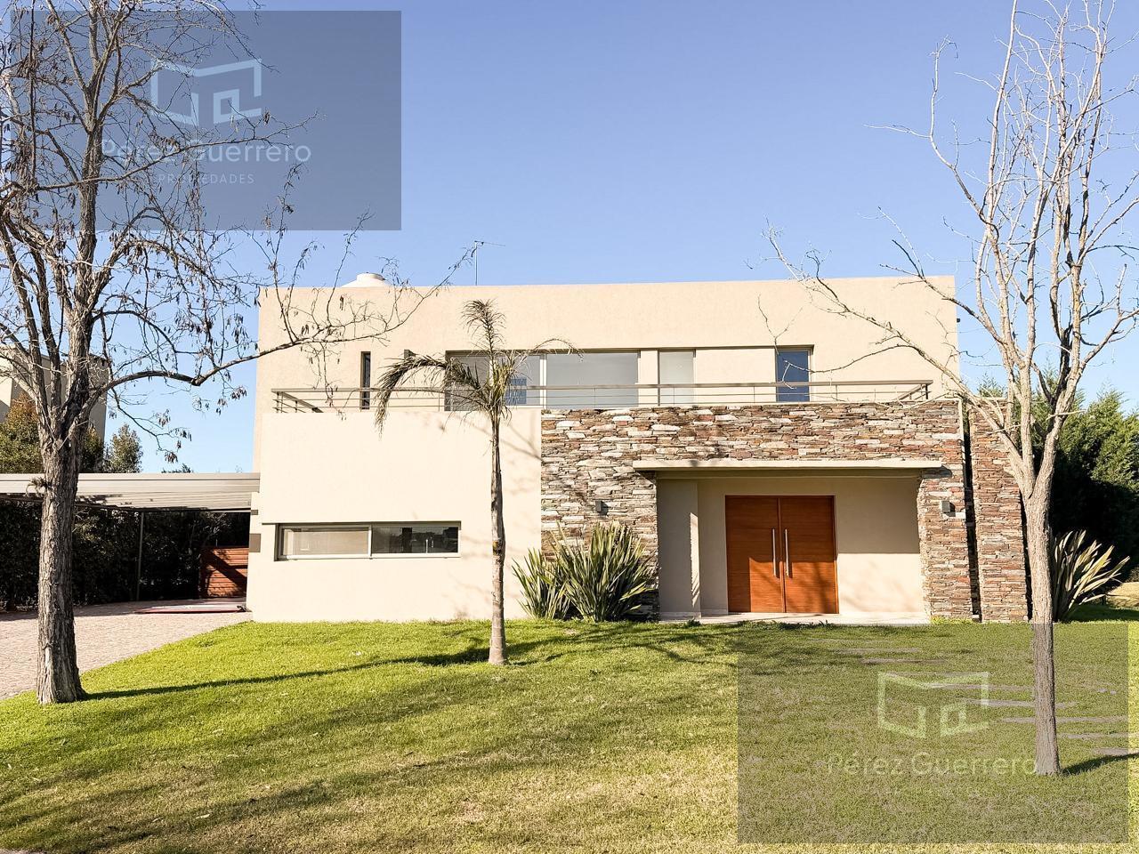 Foto de Casa en venta en el Canton Islas lote central 3 dormitorios y pileta, imagen 1