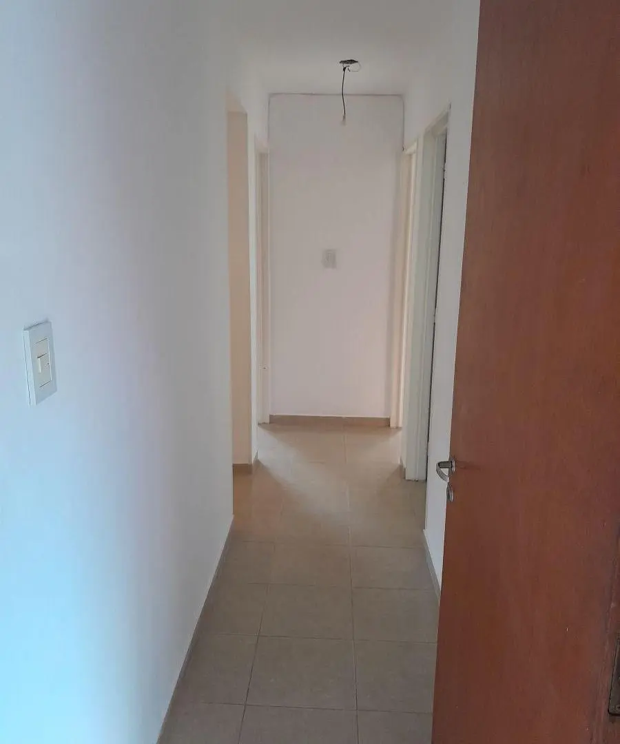 Depto. 3 dorm - 1 Baño - Cochera - 2 Balcones - Balcones del Chateau 4