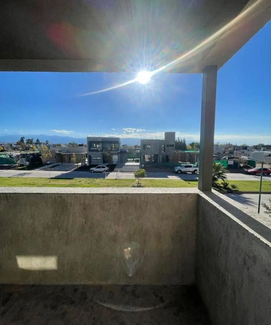 Casa con 3 dormitorios y 378 m² en venta en Maipú 5