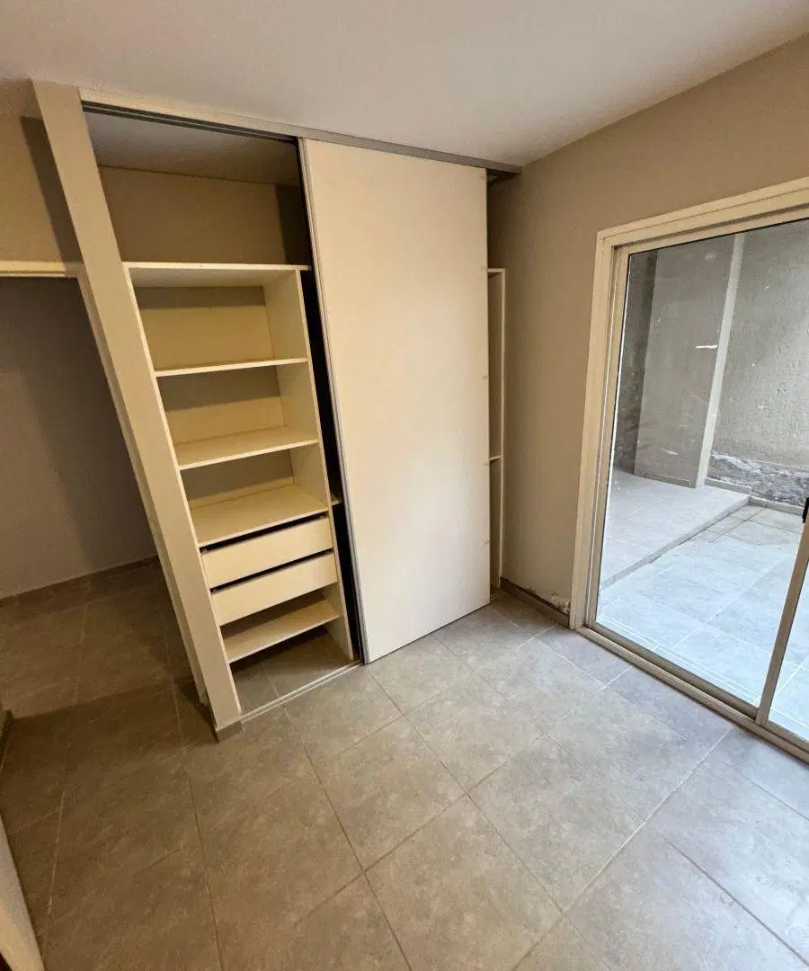 Departamento con 1 dormitorio en venta en Guaymallén 4