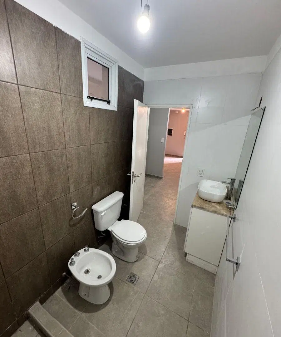 Departamento con 1 dormitorio en venta en Guaymallén 1