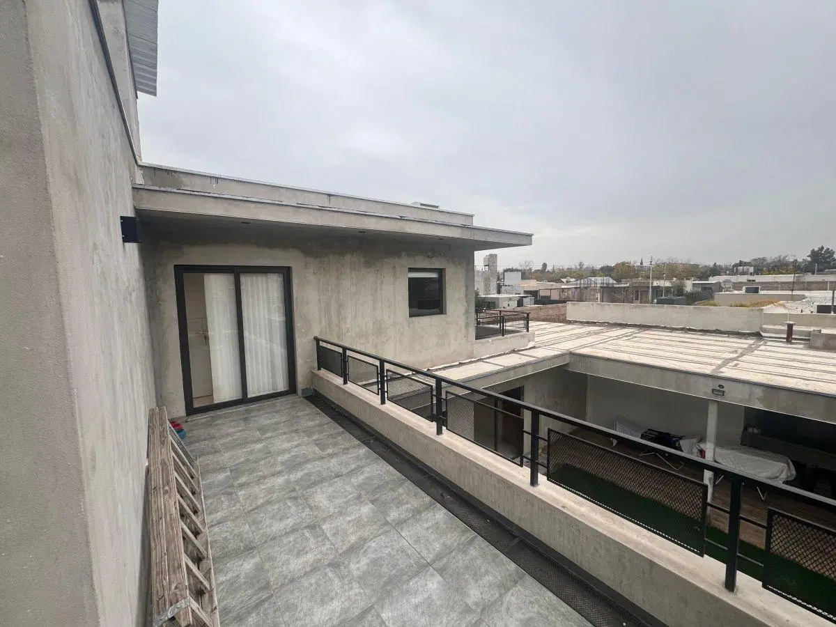 Venta de casa en Barrio Pinar del Sol 6 Maipu 8