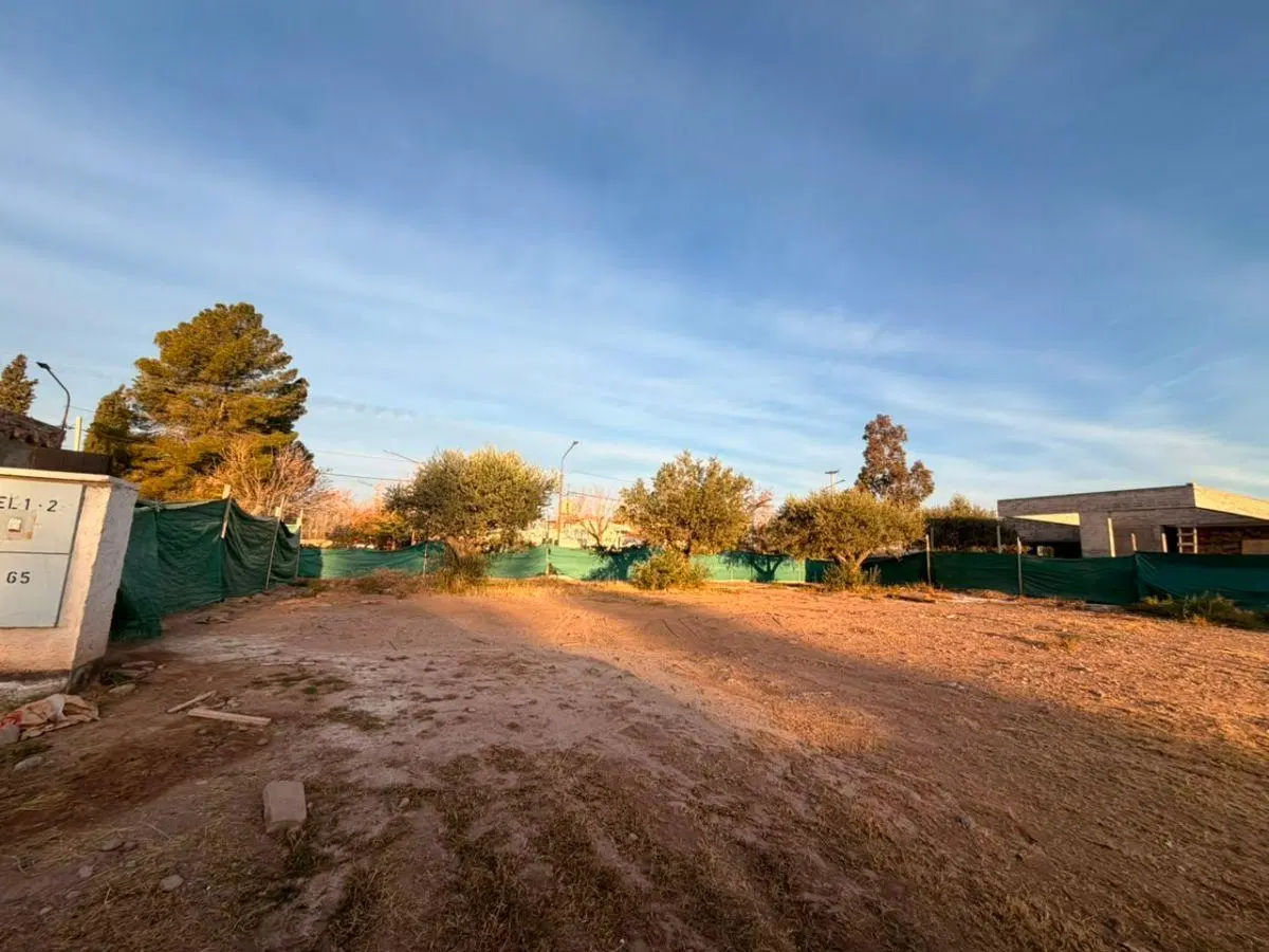 Terreno en venta en Maipú de 330 m2 de superficie total. Apto para PH 2