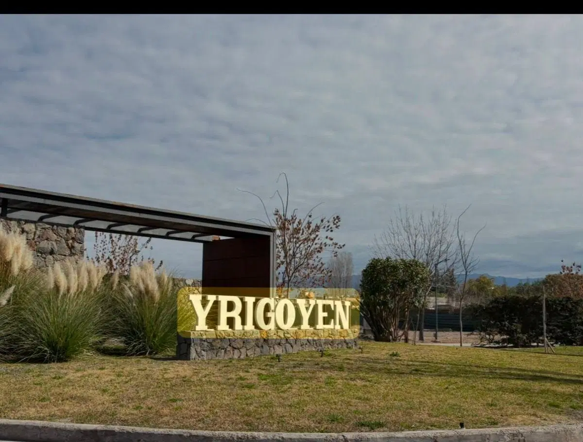 Terreno en venta en Maipú de 330 m2 de superficie total. Apto para PH 4