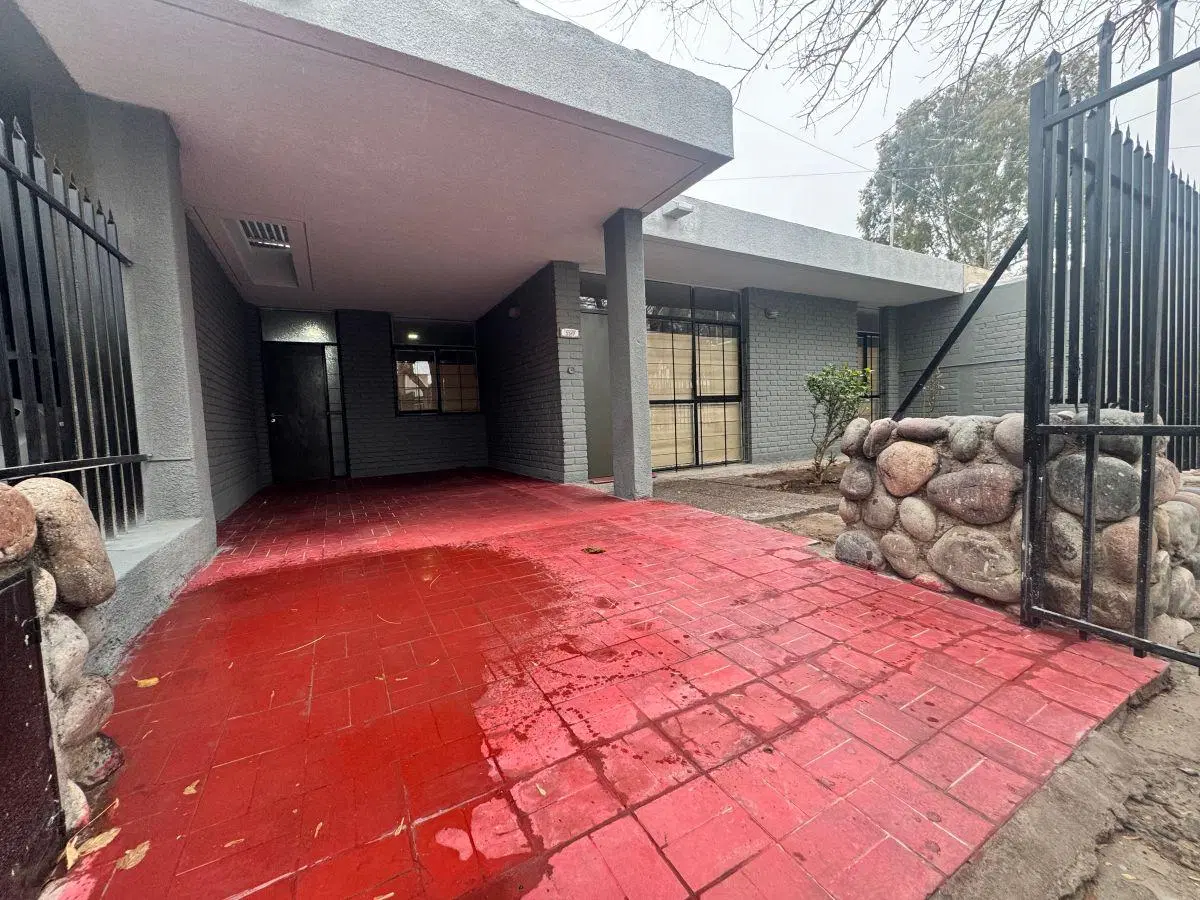 Casa con 3 dormitorios en venta en Godoy Cruz, Barrio Supe 2