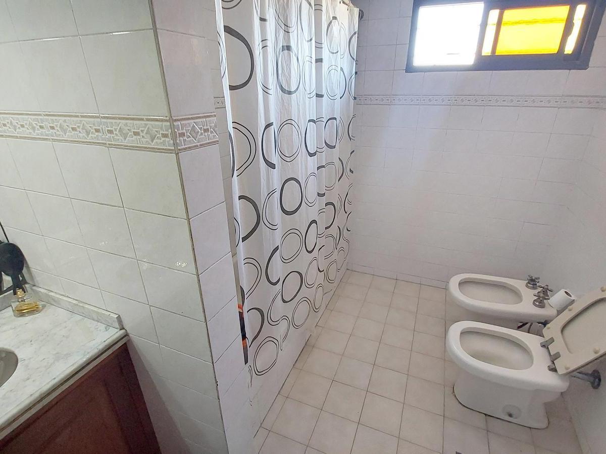 Venta Galpón/depósito con Vivienda en Av Provincias Unidas Al 200 1