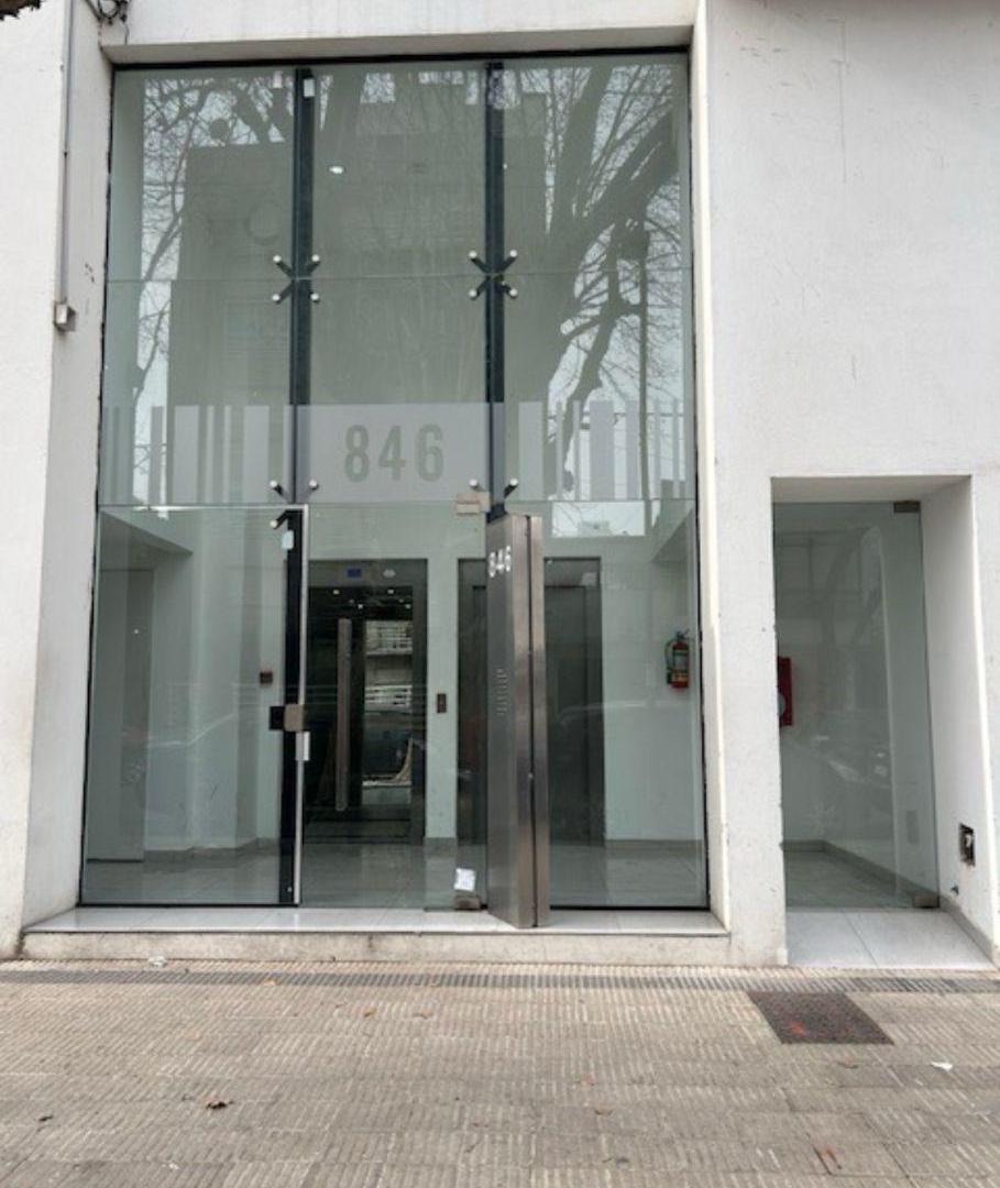 Foto de Departamento de 50 m² con 2 dormitorios en alquiler en La Plata, imagen 4