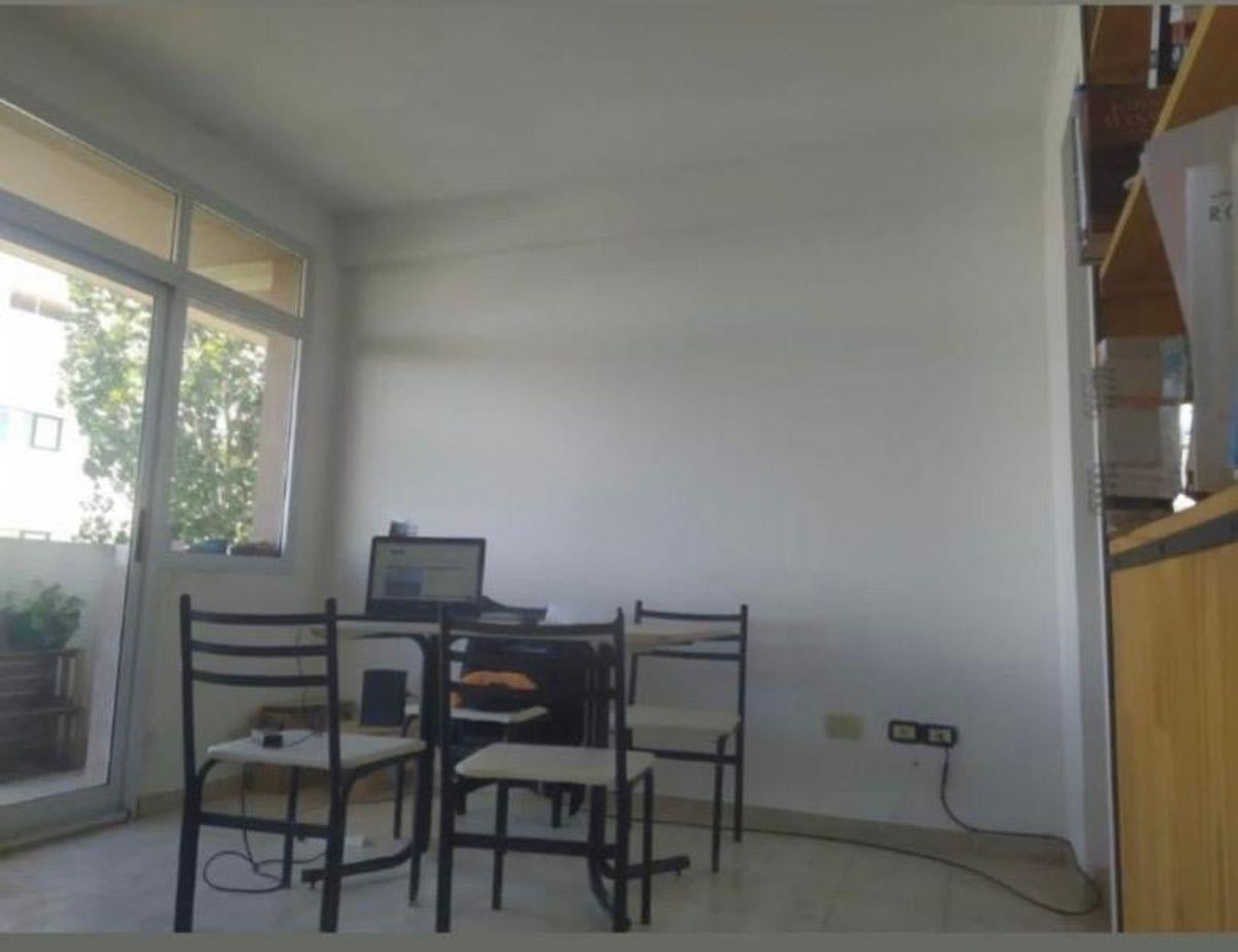 Foto de Departamento de 50 m² con 1 dormitorio en alquiler en La Plata, imagen 2