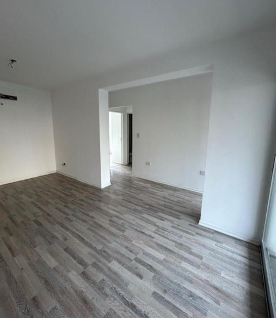 Foto de Departamento de 53 m² con 2 dormitorios en venta en La Plata, imagen 4