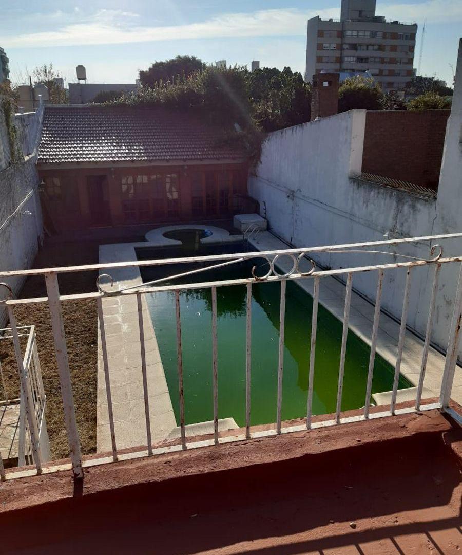 Foto de Casa de 400 m² con 4 dormitorios en alquiler en La Plata, imagen 3