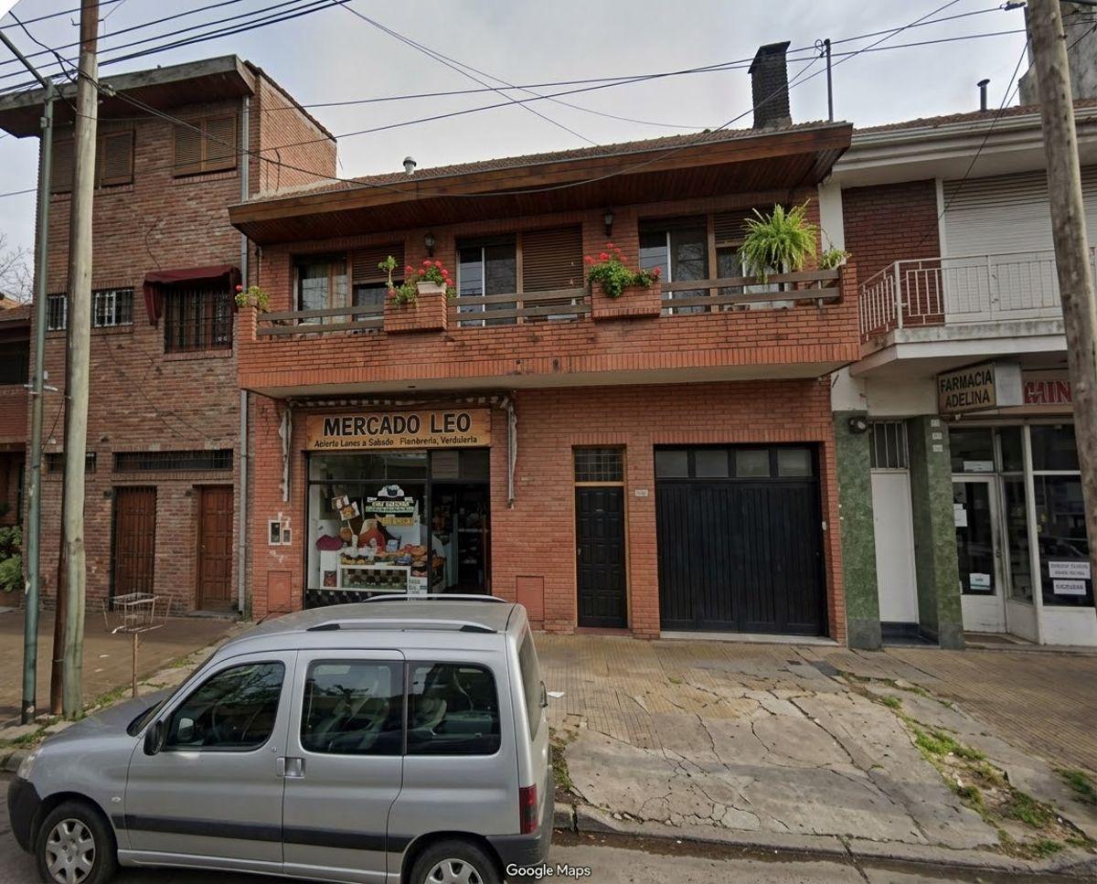 Foto de LOCAL COMERCIAL SOBRE CALLE MUY CONCURRIDA A SOLO UNA CUADRA DE AV. DE, imagen 1