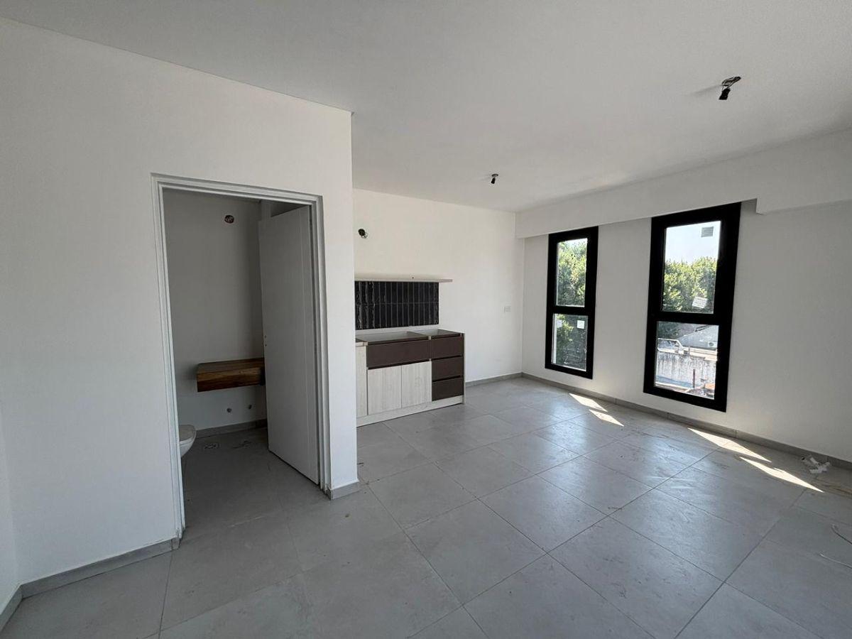 Foto de Departamento de 3 ambientes con cochera en Villa Luro, imagen 5
