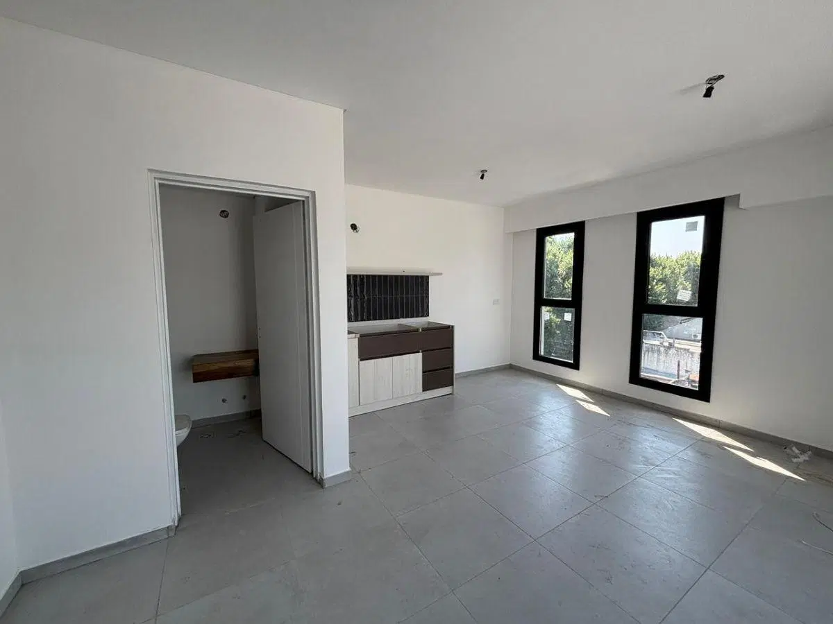 Departamento de 3 ambientes con cochera en Villa Luro 4