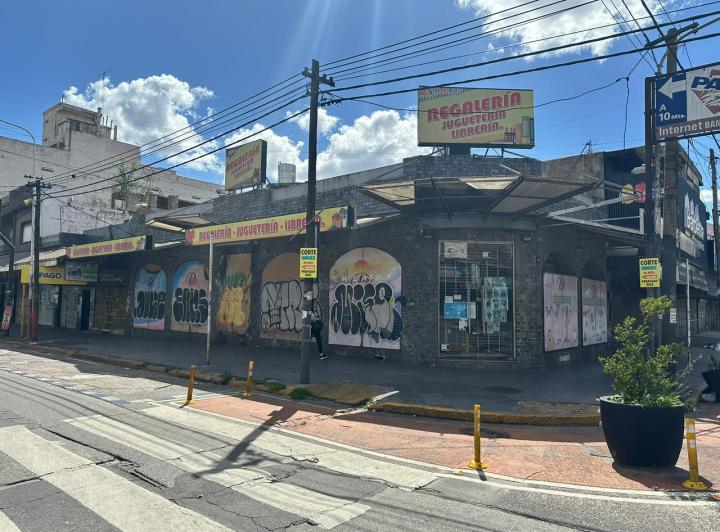 LOCAL   COMERCIAL  EN ALQUILER  3