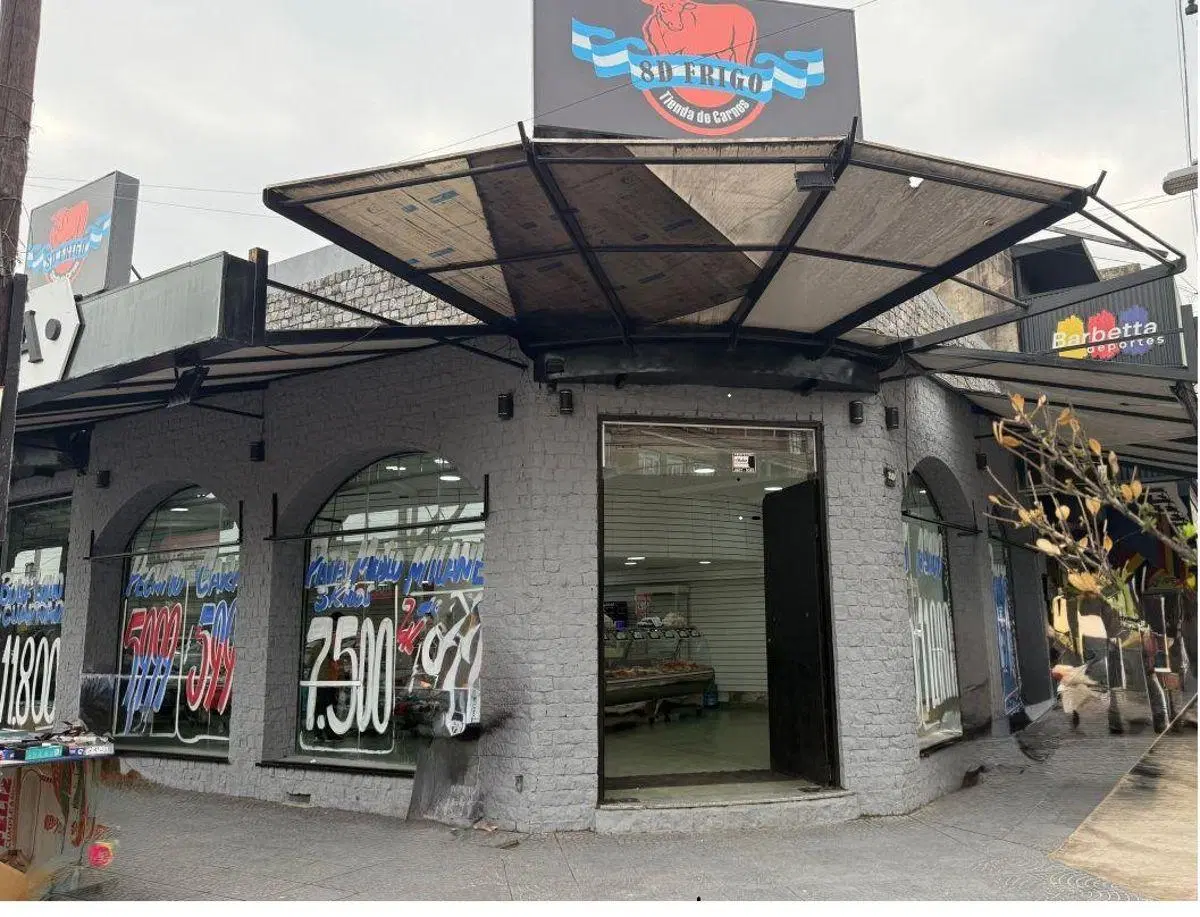LOCAL COMERCIAL EN VENTA EN LA CALLE DR IGNACIO ARIETA 3597 ESQUINA PARAGUAY 4